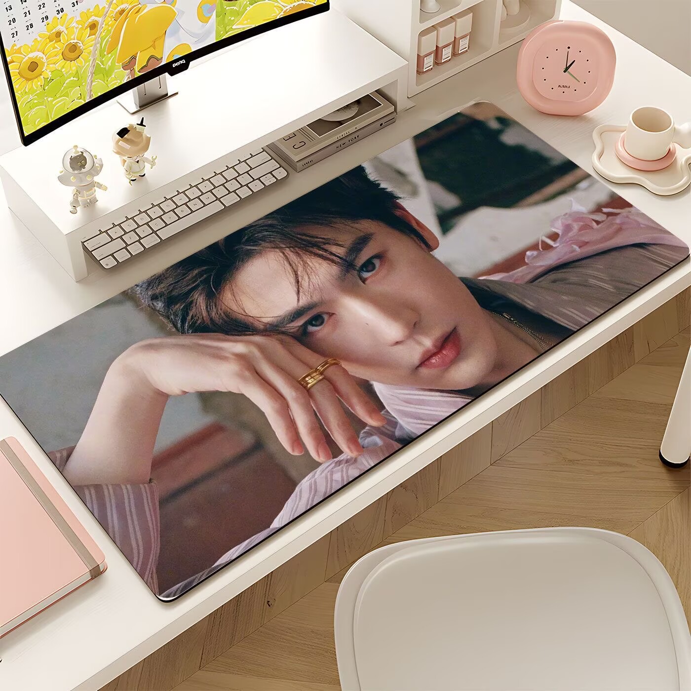 Gaming Accessories - Zhang Linghe'nin büyük boy mouse pad'i,